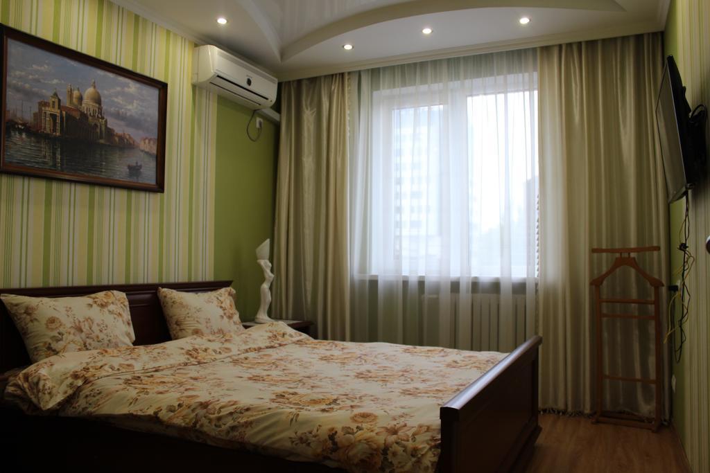 Apartment Ecaterina キシナウ エクステリア 写真